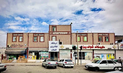 درمانگاه شبانه روزی انقلاب