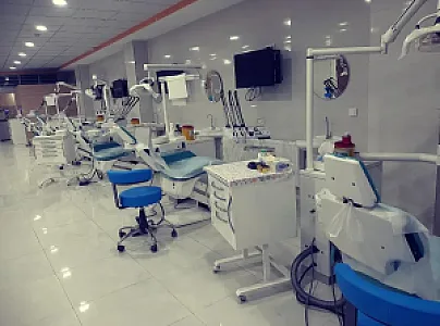 کلینیک دندانپزشکی لبخند سبز