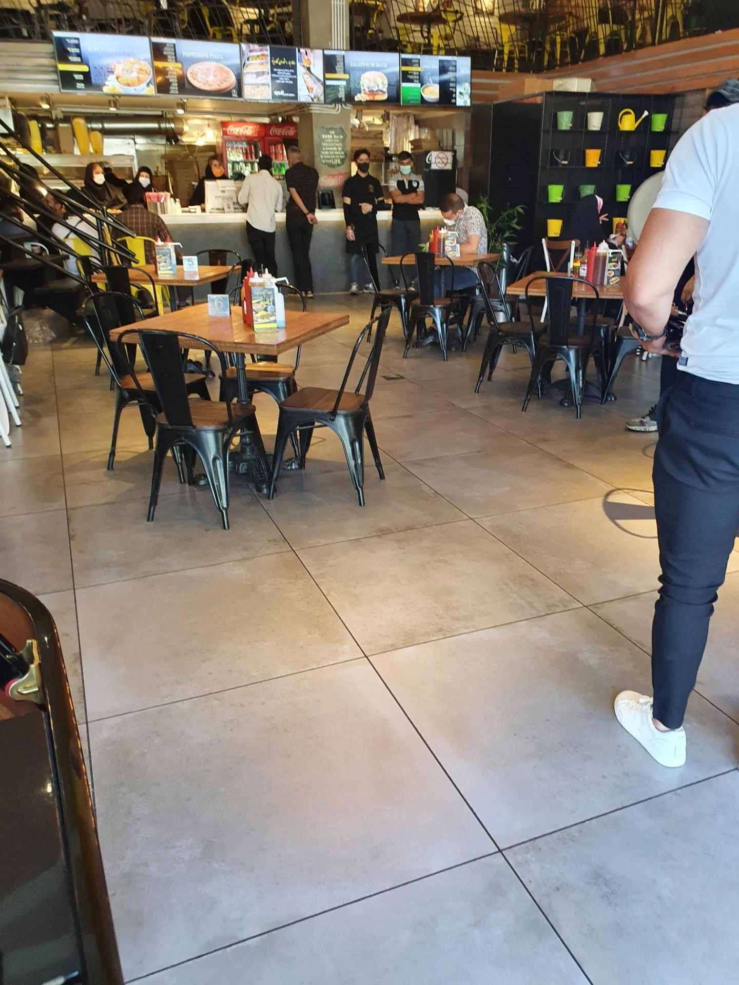 فست فود گاردینو