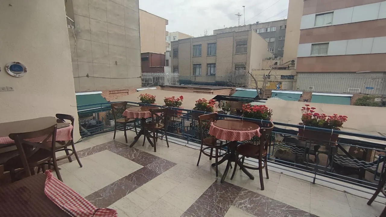 عمارت آفرید - تصویر 2