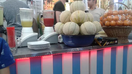 ابمیوه لوکس