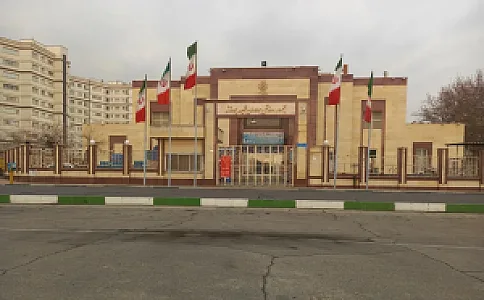 مجموعه ورزشی برادران شهید پورزند