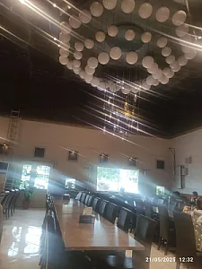 رستوران چلو گوشت برادران کریم