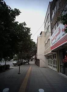 فرش قرمز