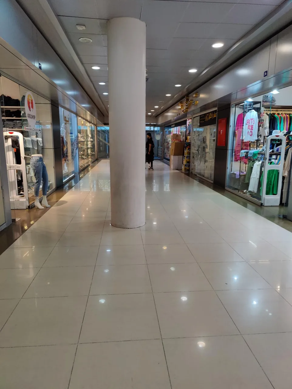 پاساژ وارکانا - تصویر 3
