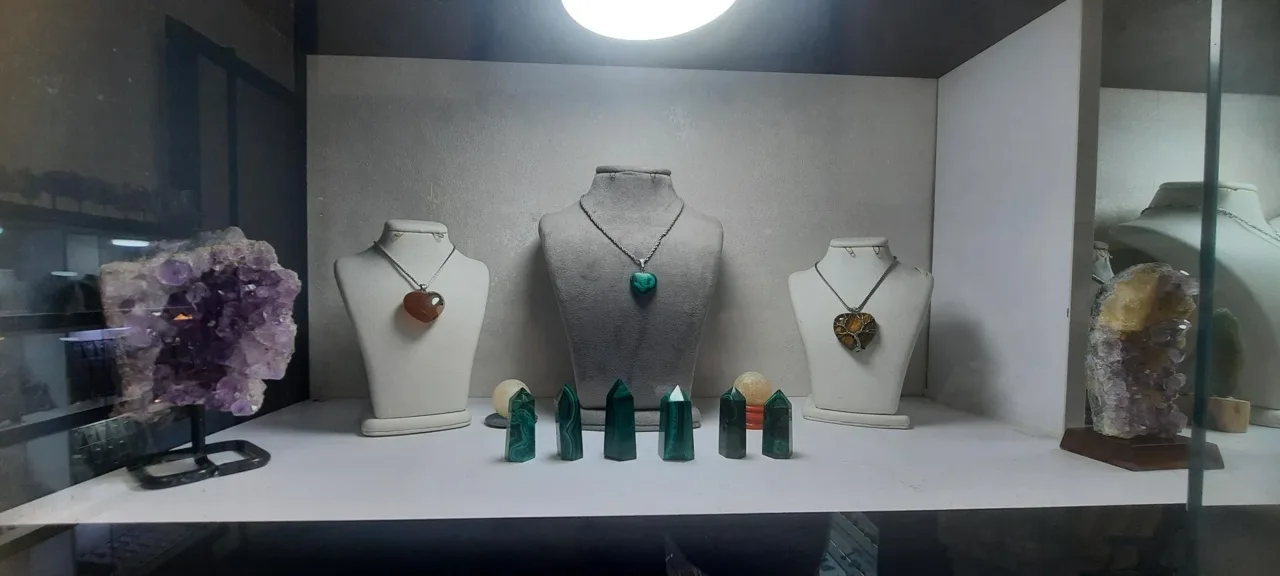 سنگ کده گالری - طلا و جواهر در تهران - تصویر 3