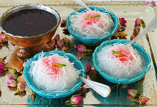 آبمیوه و بستنی سنتی گل‌آدین - تصویر 4