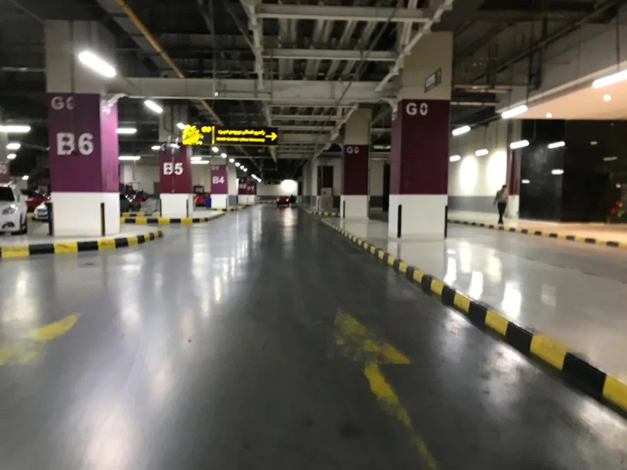 پارکینگ ایران مال - تصویر 5
