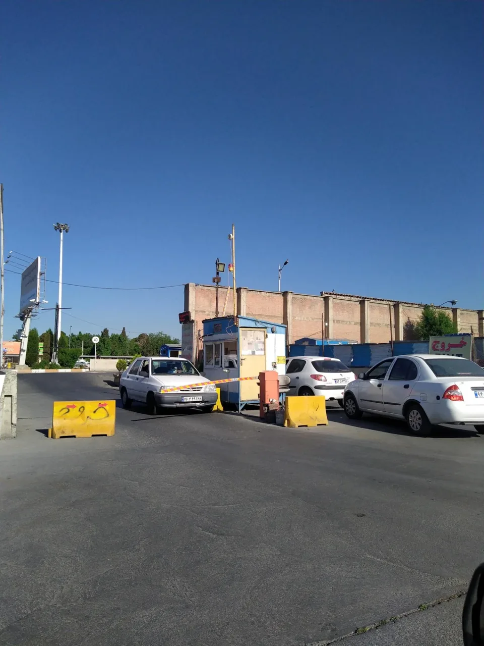 پارکینگ شبانه روزی شماره ۵ - تصویر 3