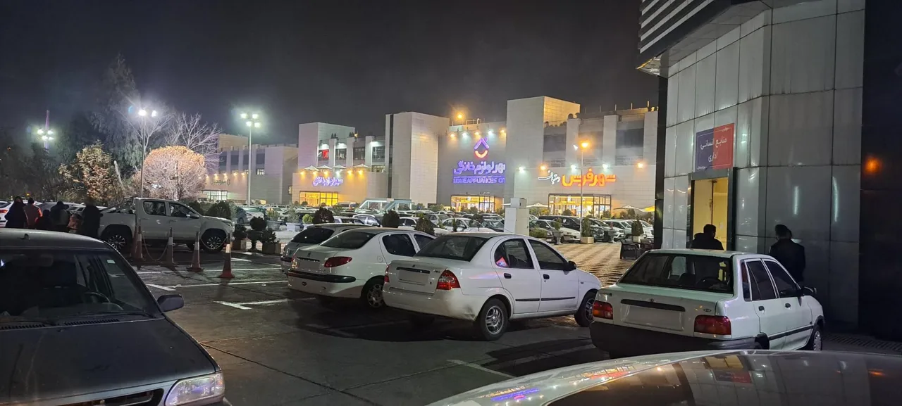 پارکینگ شهر فرش - تصویر 4