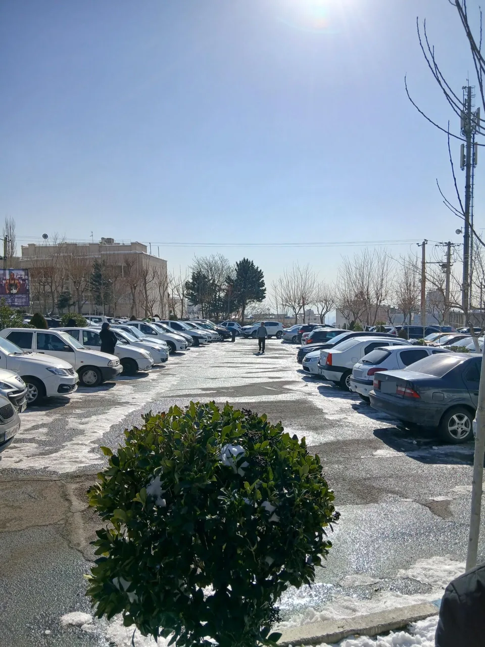 پارکینگ ورودی توچال - تصویر 2
