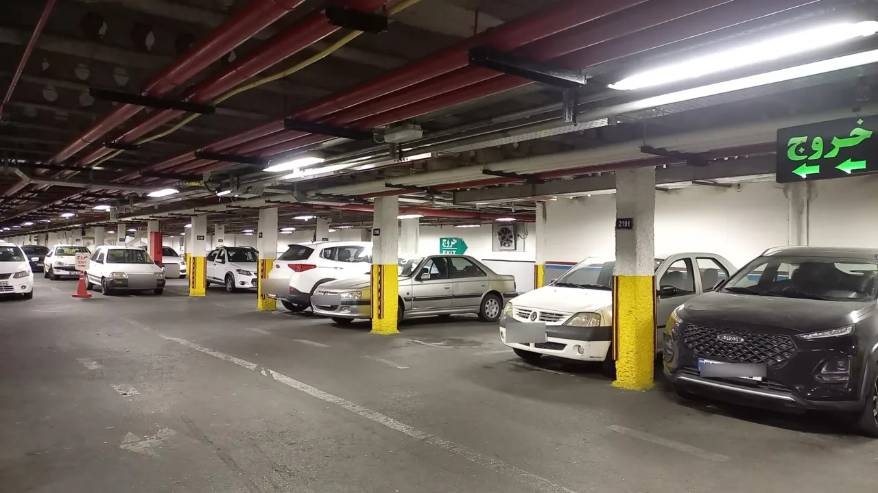 پارکینگ بازار مبل ایران - پارکینگ در تهران - تصویر 5