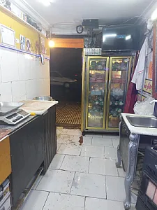 مرغ فروشی خانباز