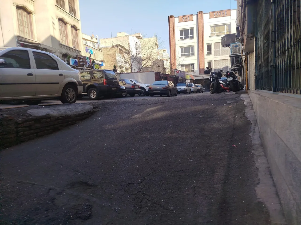 پارکینگ صفوی