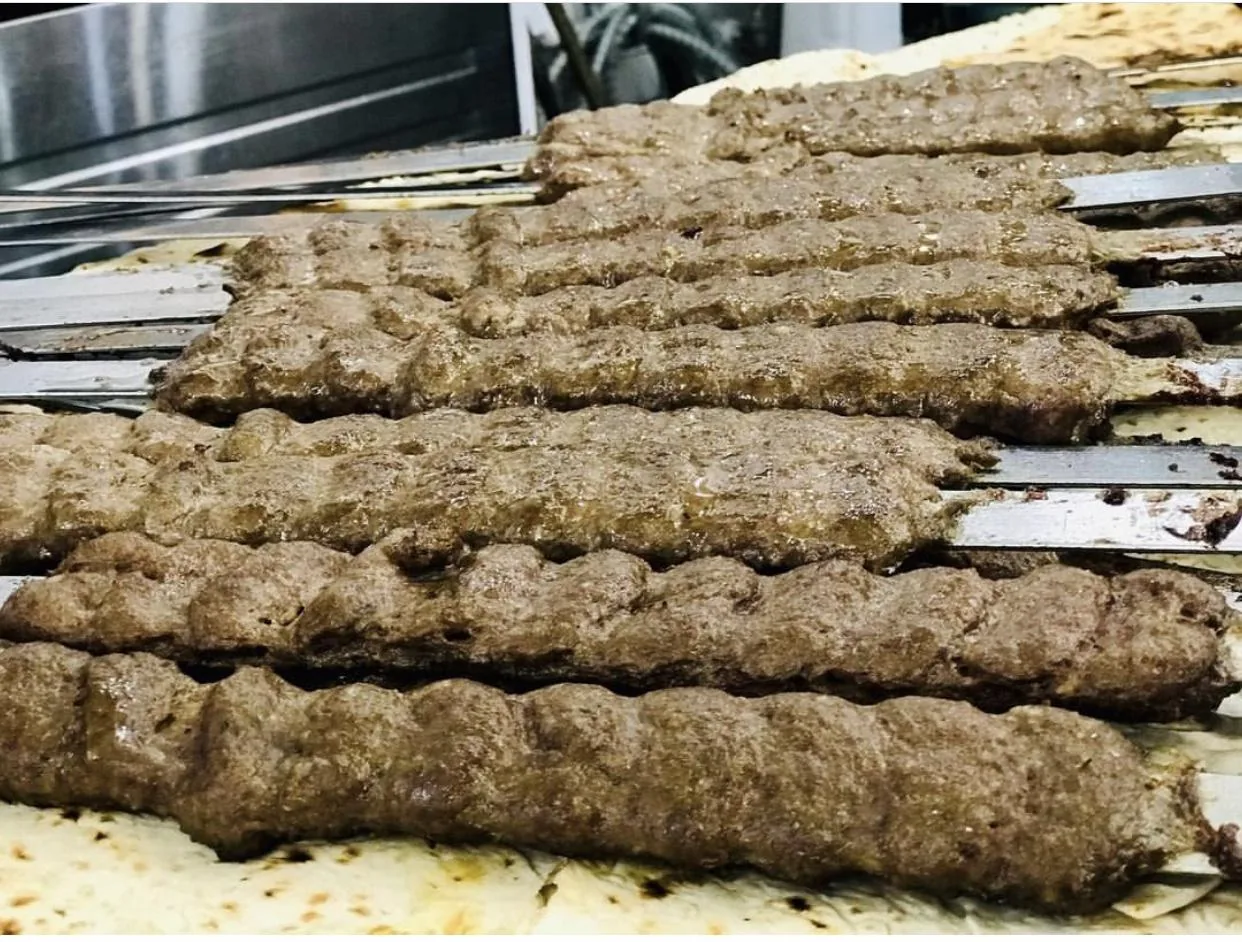 کبابی سنتی عموعباس - تصویر 2