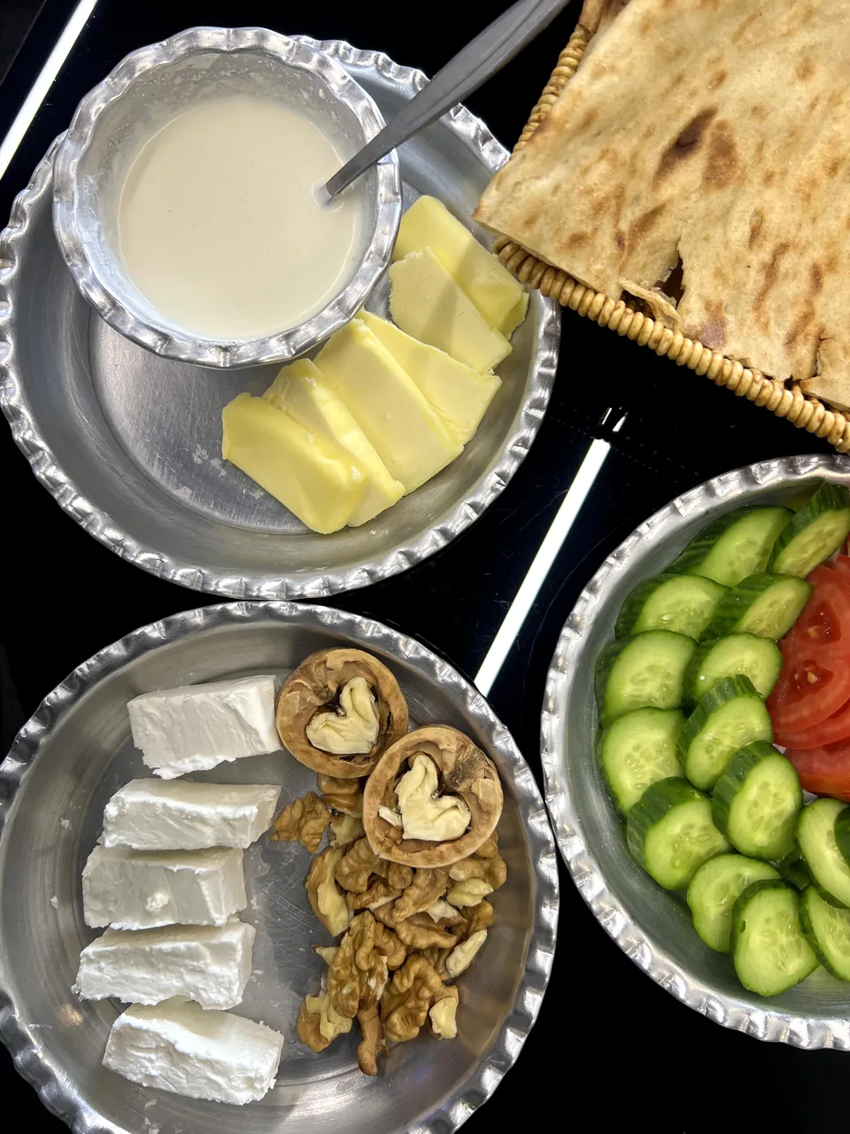 صبحانه سرای روزگار