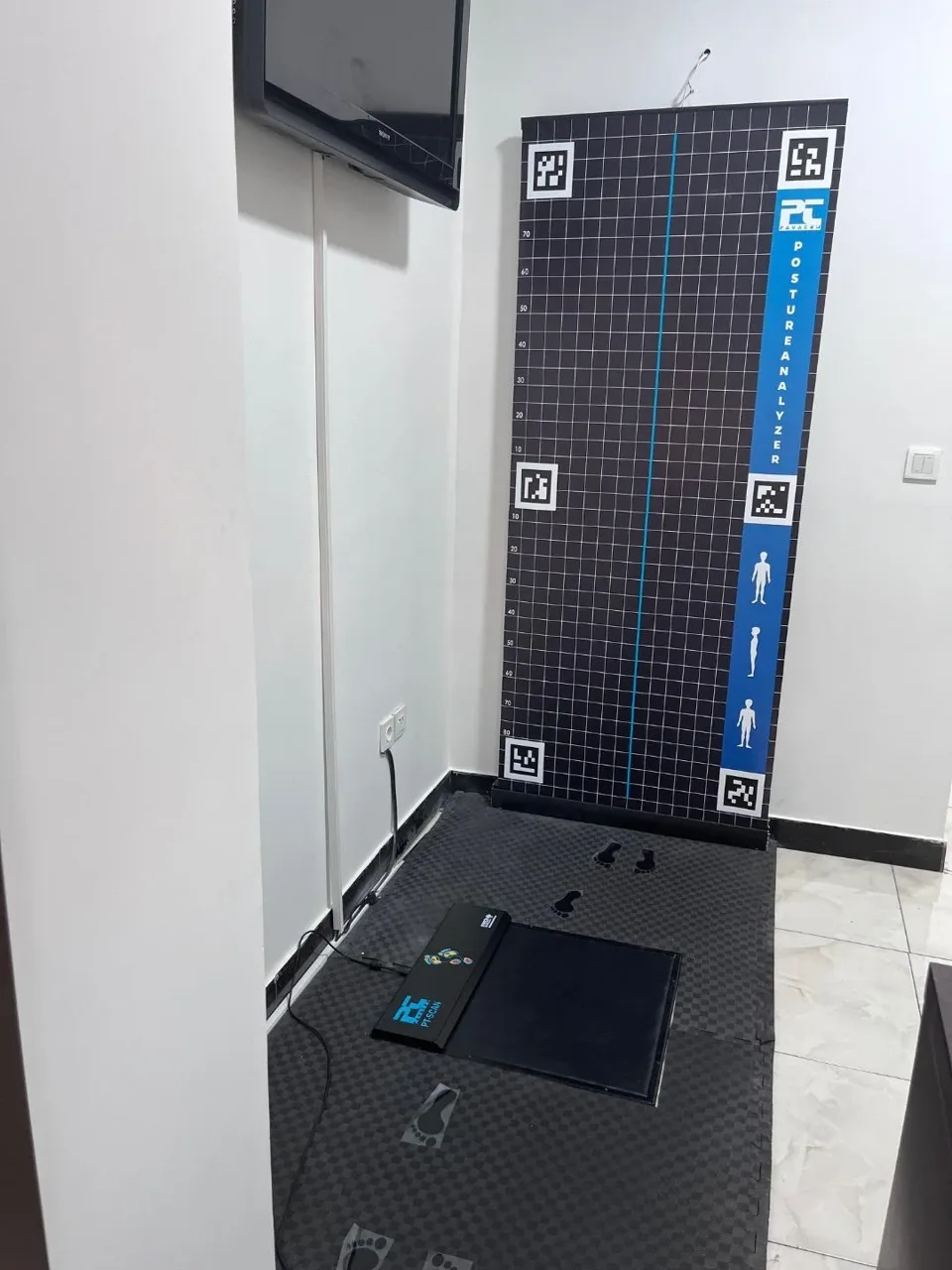 کلینیک ارتوپدی فنی راهبر (اسکن پا و کفی طبی)