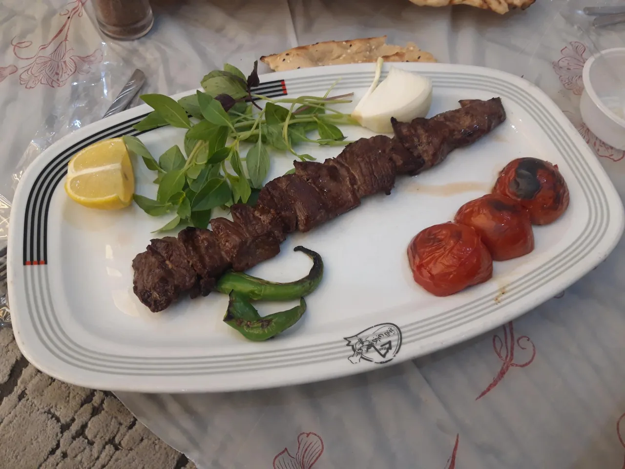 کبابی آریز - تصویر 2