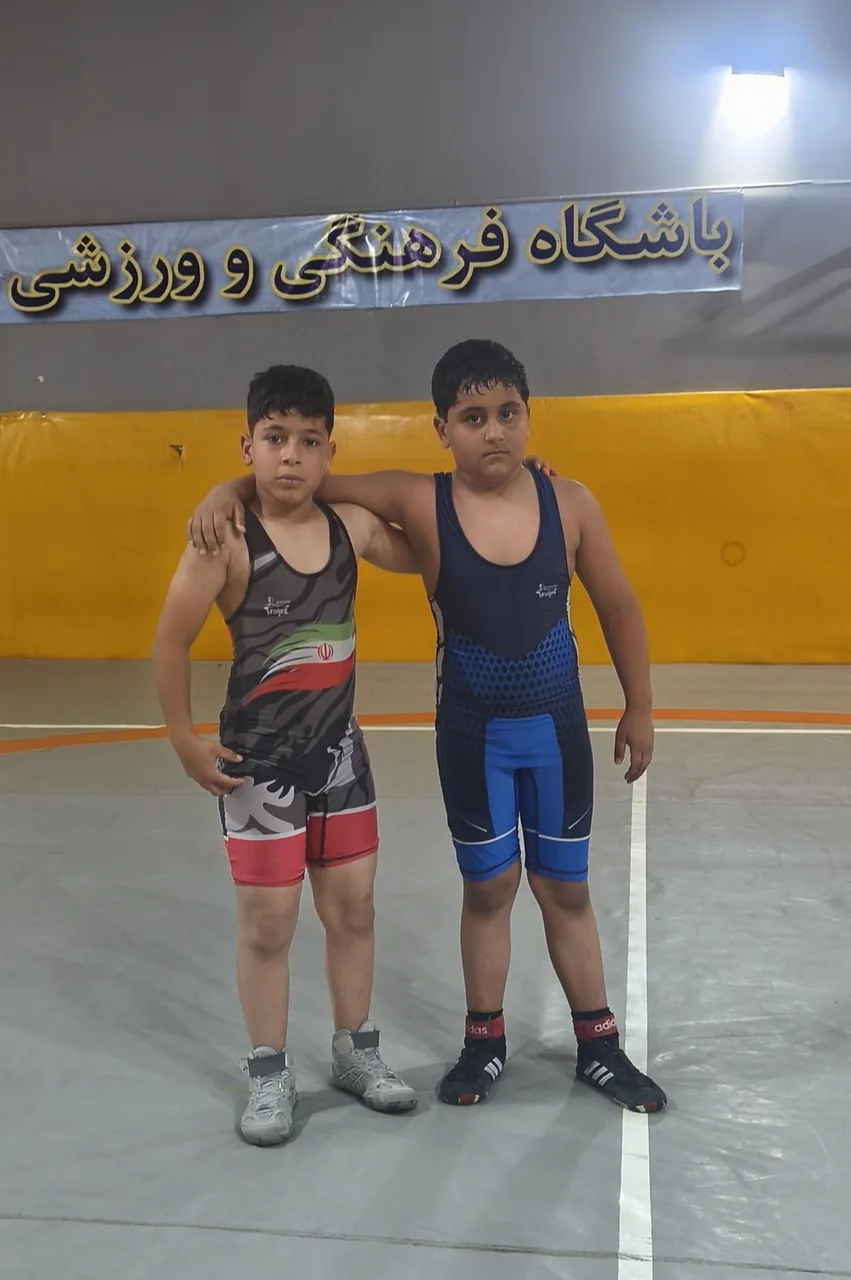 باشگاه کشتی نام آوران - تصویر 3