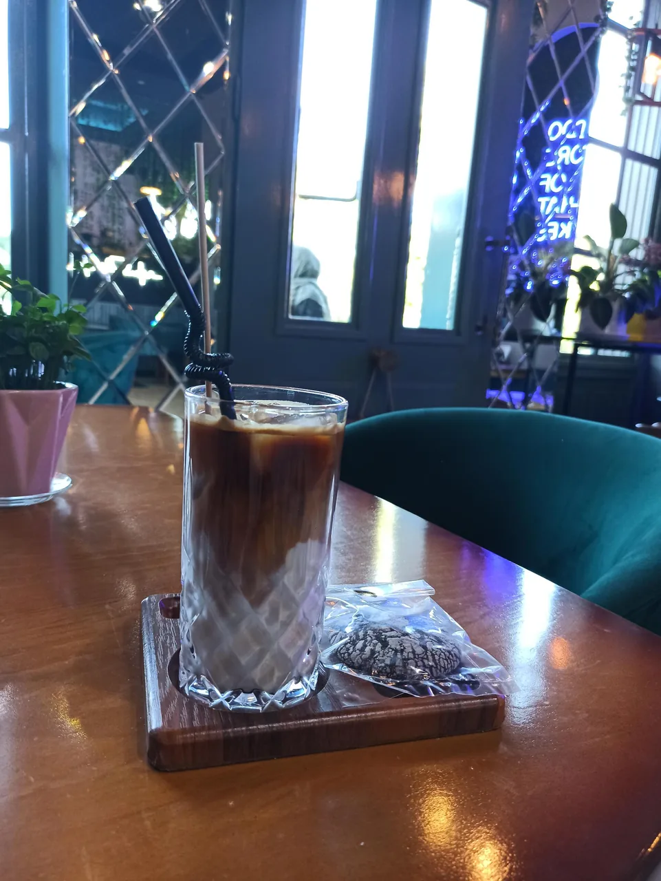 کافه لئون - تصویر 2