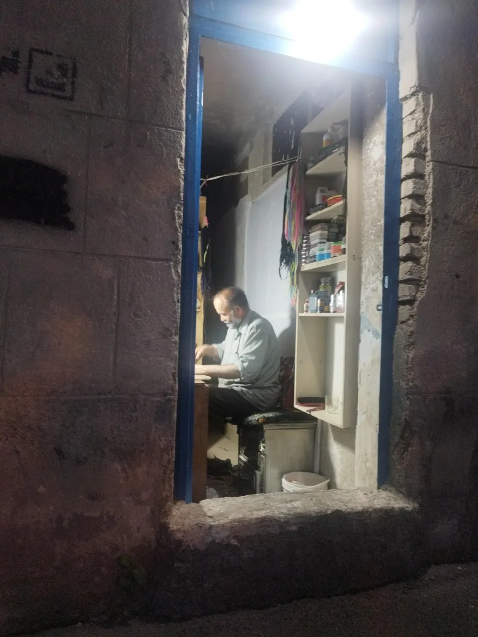 تعمیر کیف و کفش تاجیک - تصویر 2