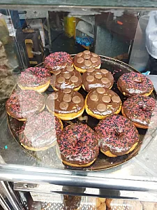 نان و پیراشکی رضوی