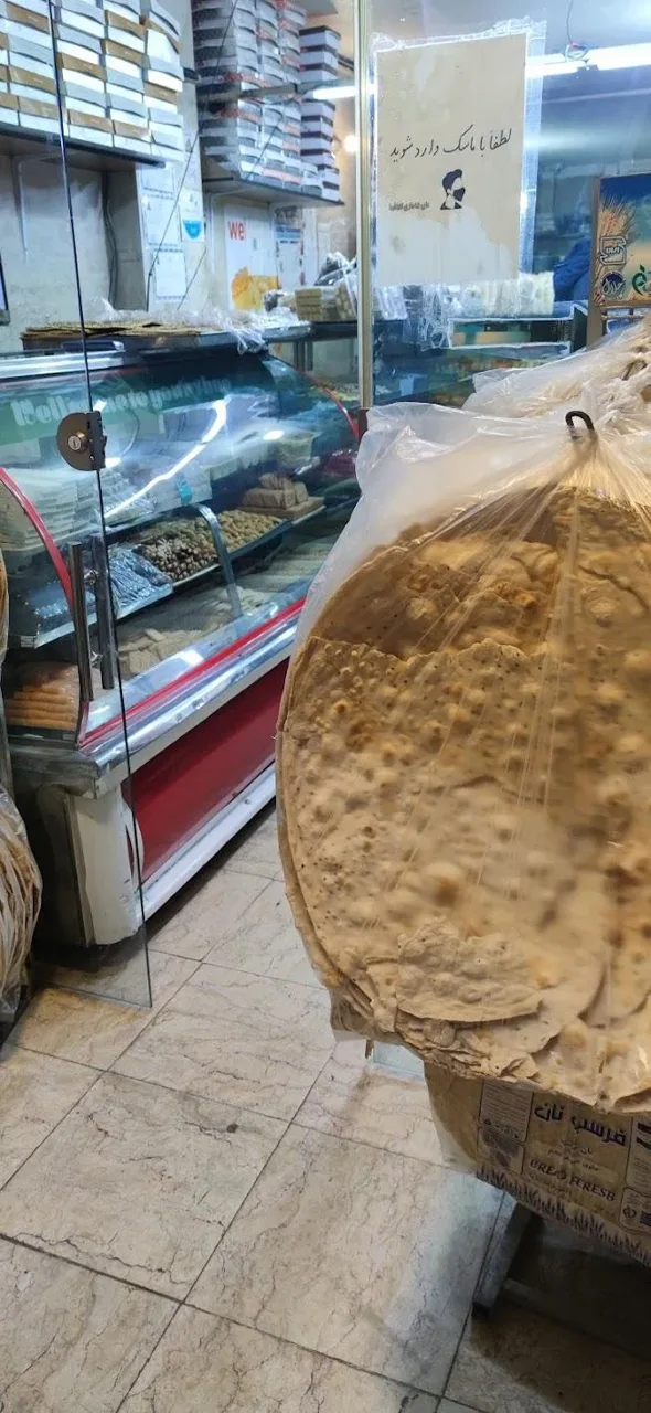 نان فانتزی اقاقیا - نانوایی فانتزی در تهران - تصویر 3