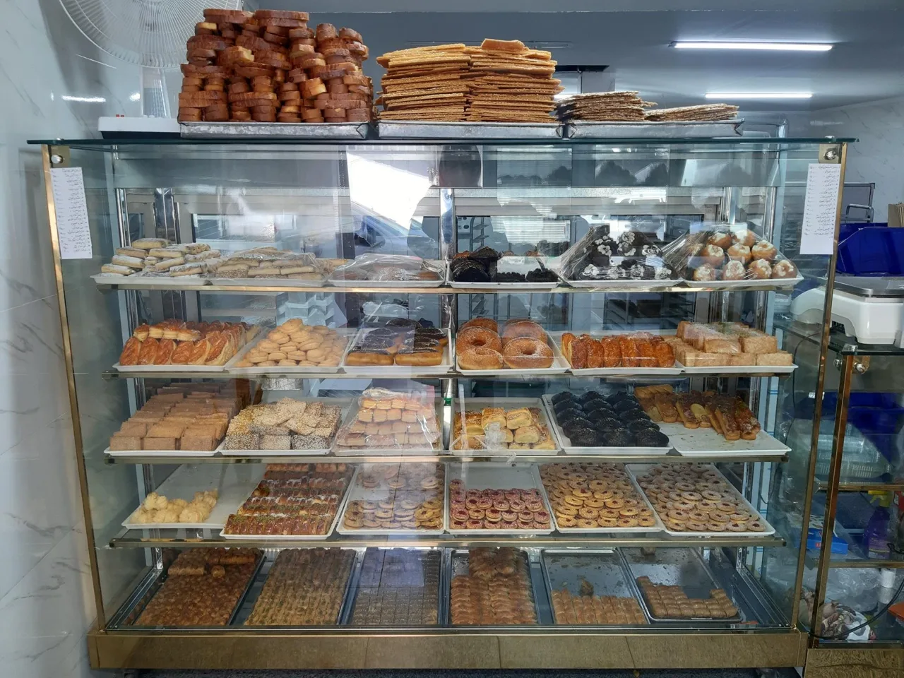 کافه نان آبان - تصویر 3