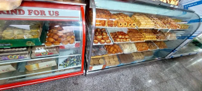 نان فانتزی و شیرینی رجبی