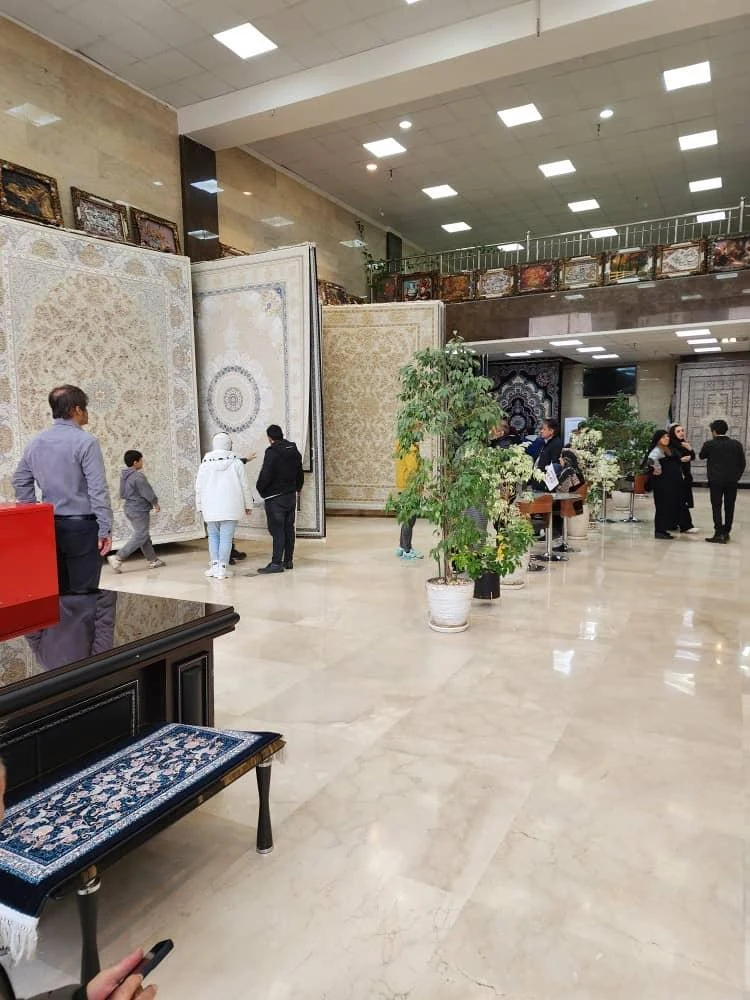 فرش کوروش - تصویر 2