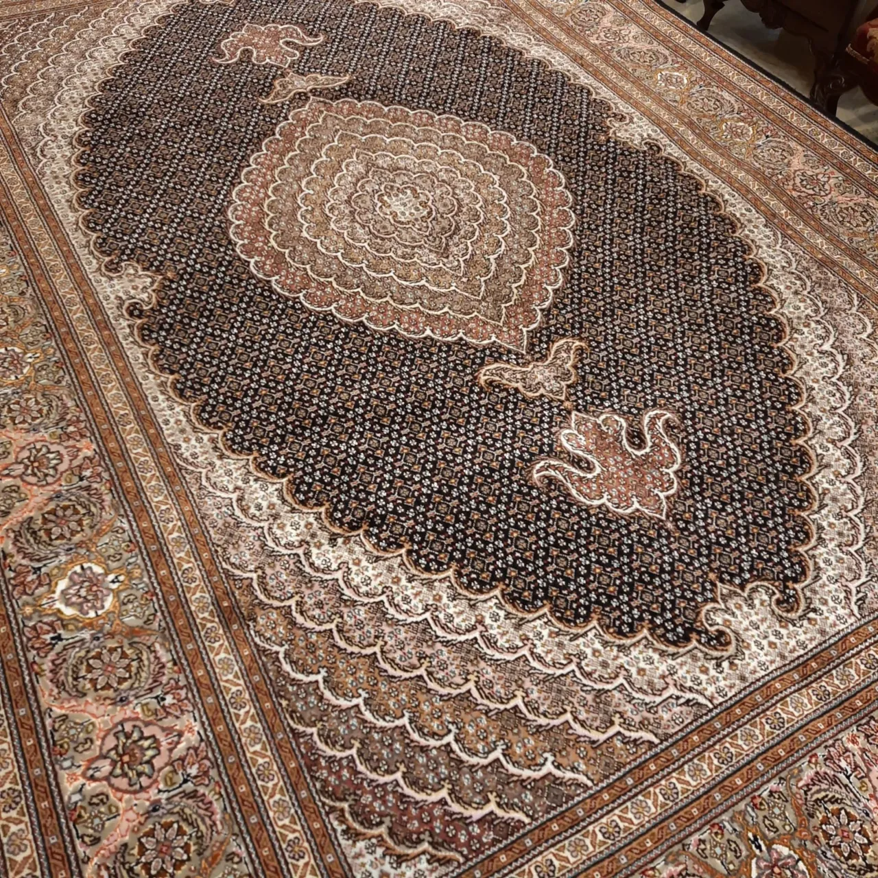 گالری فرش مرعشی - تصویر 2