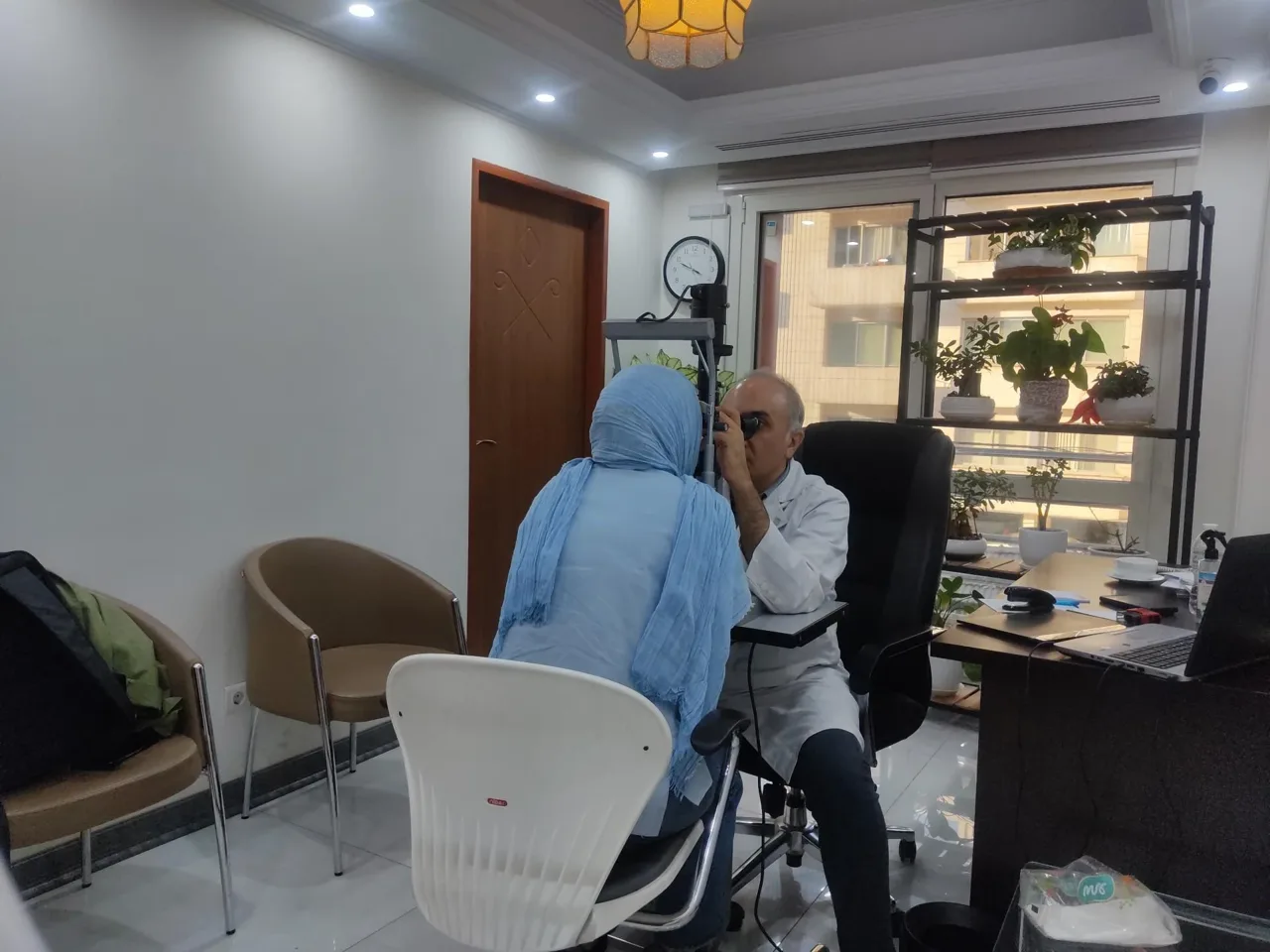 کلینیک چشم دکتر حسام هاشمیان - تصویر 4