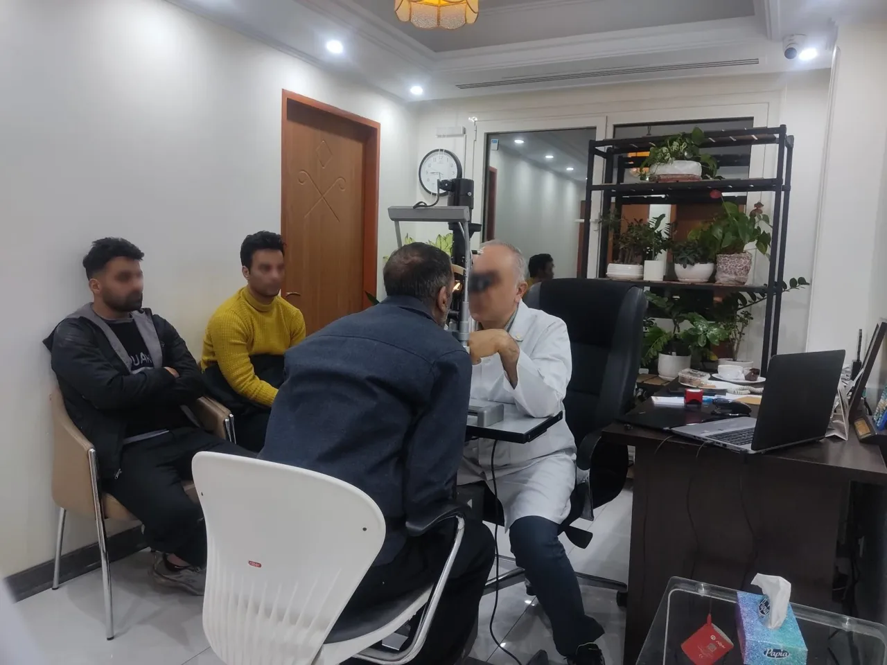 کلینیک چشم دکتر حسام هاشمیان - تصویر 5