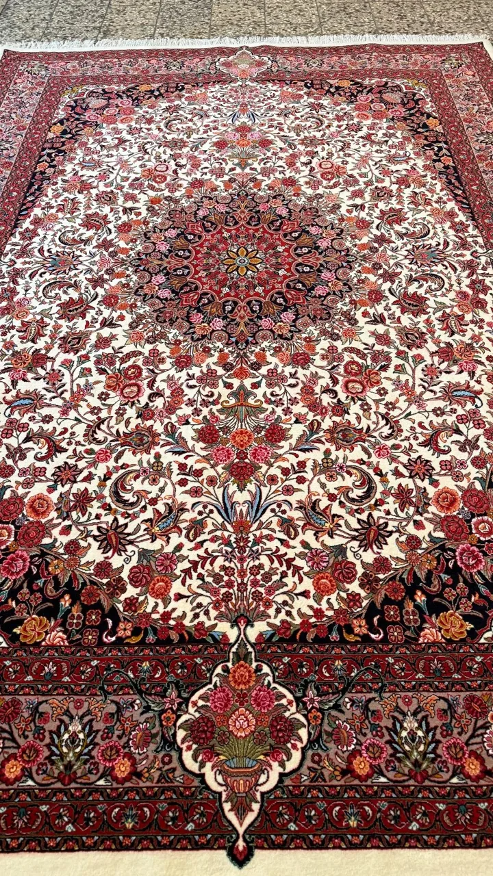 فرش افشار و بیجار صبری - تصویر 2