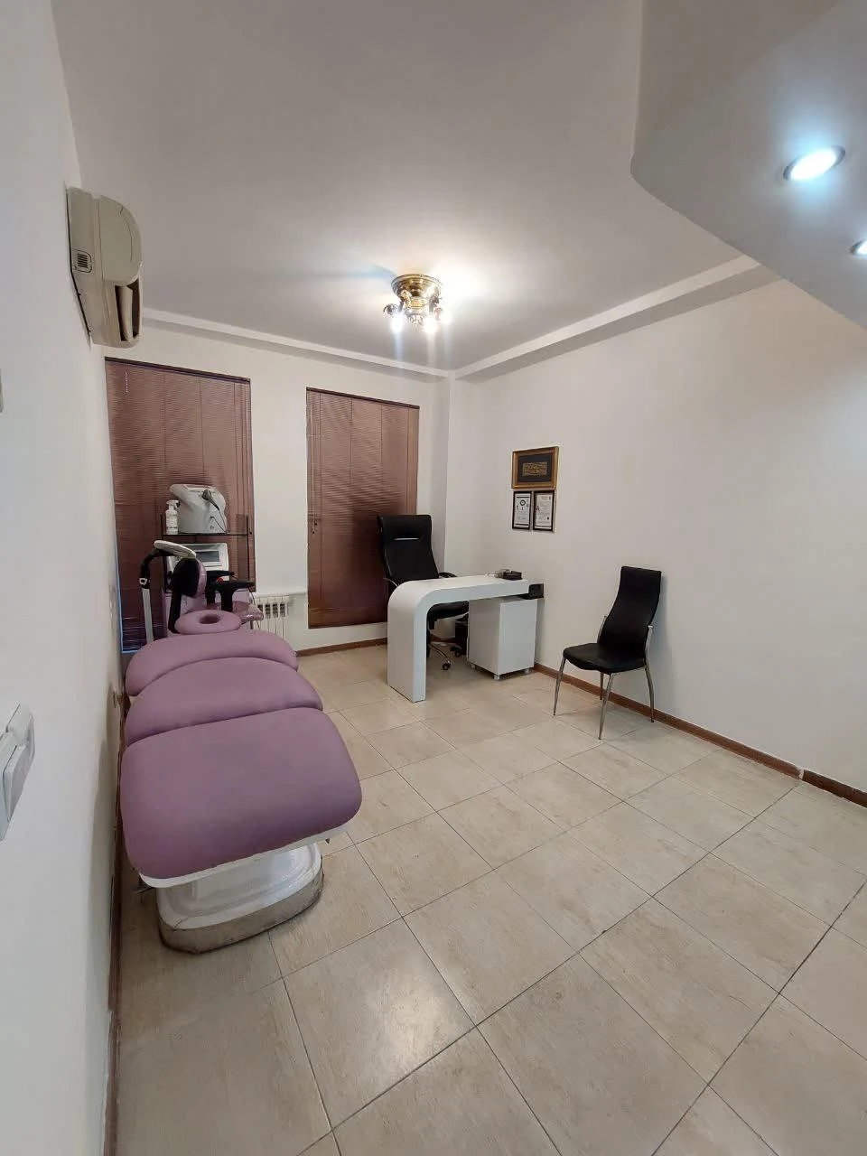 مطب زیبایی دکتر سید حسن مظلومی - پزشک عمومی در تهران - تصویر 4