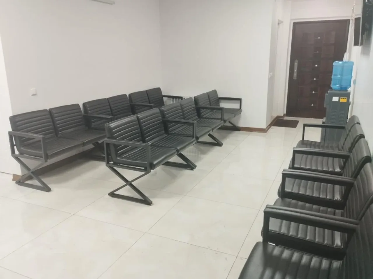 مرکز فوق تخصصی گوارش و کبد روهان دکتر حرمتی - تصویر 4