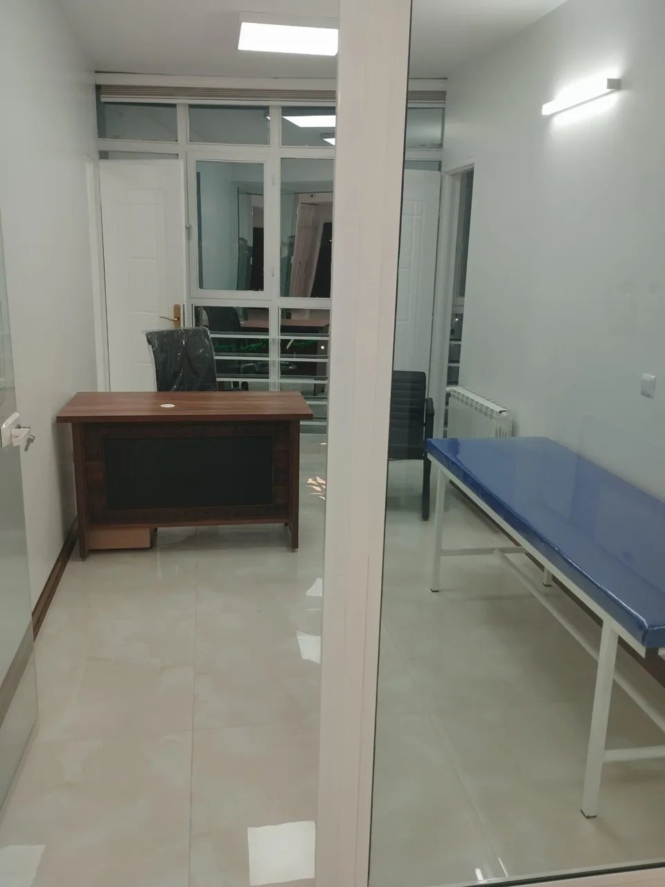 مرکز فوق تخصصی گوارش و کبد روهان دکتر حرمتی - تصویر 5