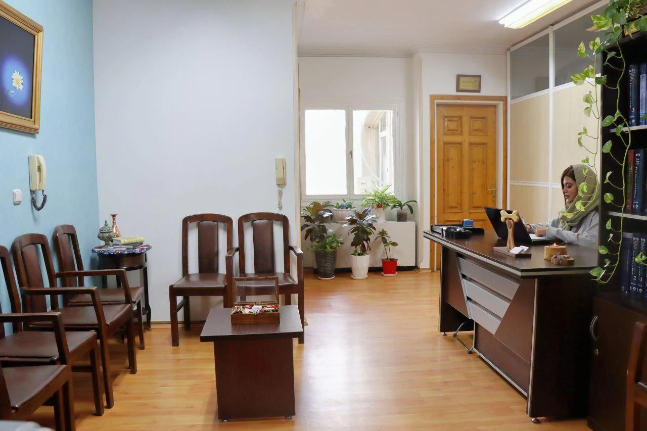 مرکز سنجش تراکم استخوان آکادمی‎ - تصویر 2