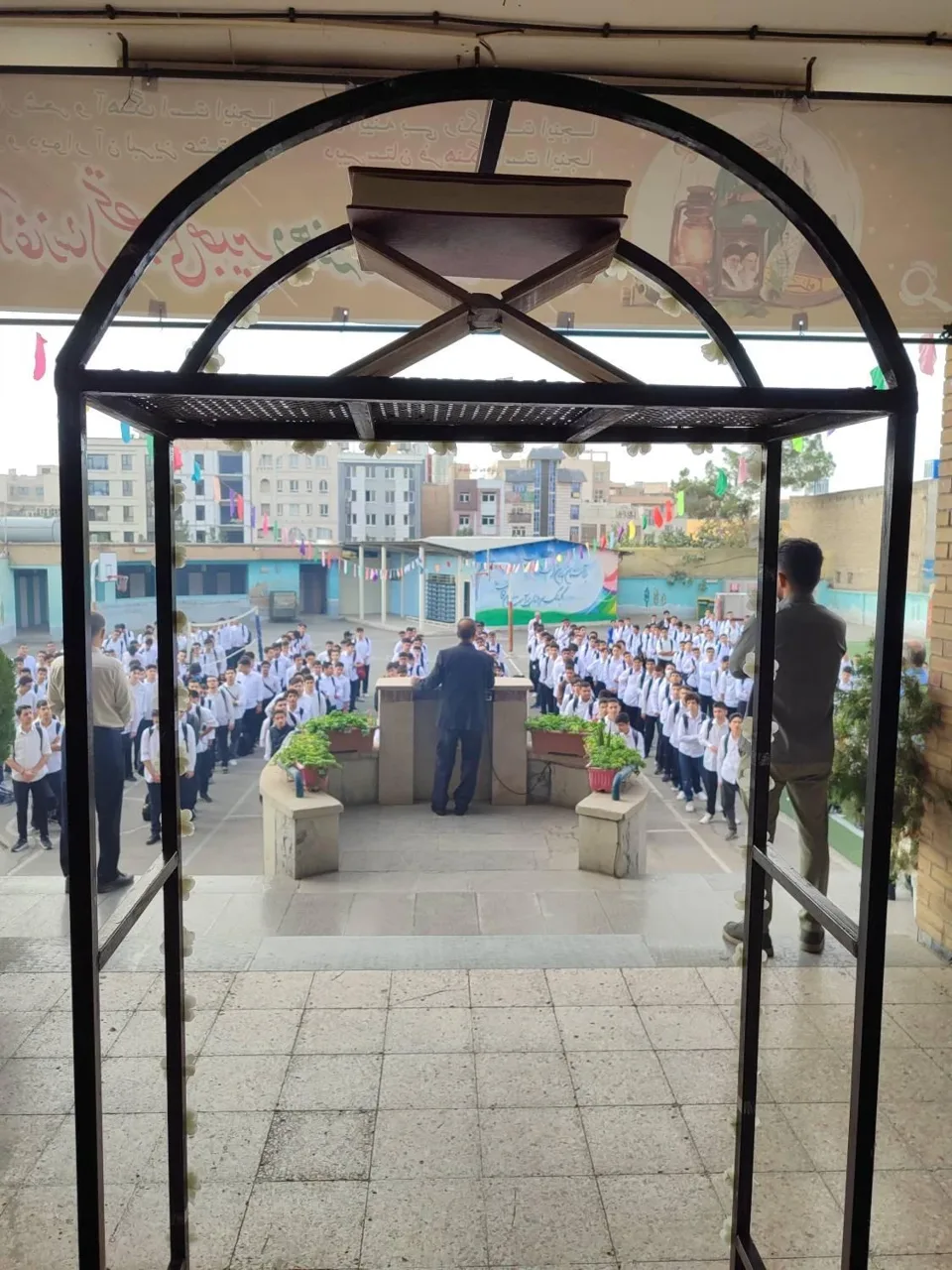 دبیرستان پسرانه نمونه دولتی فرهنگ - مدرسه در تهران - تصویر 3
