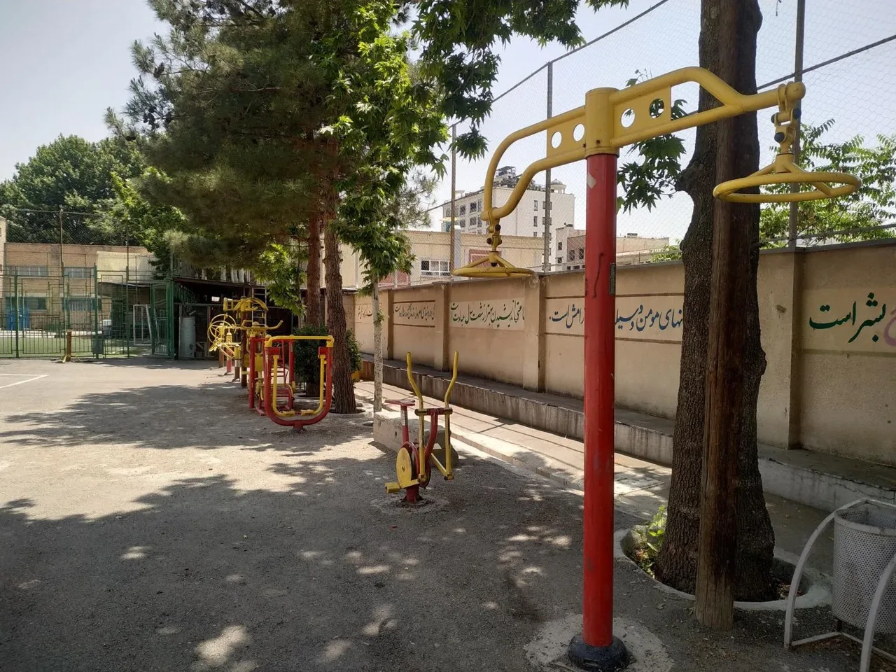 هنرستان فیضیه - مدرسه در تهران - تصویر 4