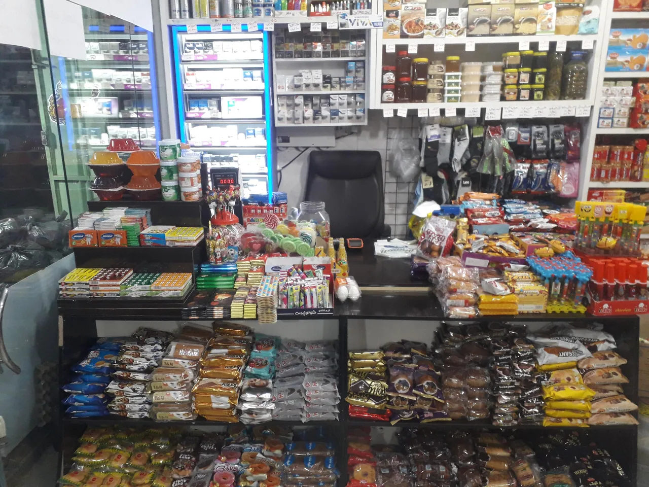 فروشگاه مواد غذایی هراتی - تصویر 2