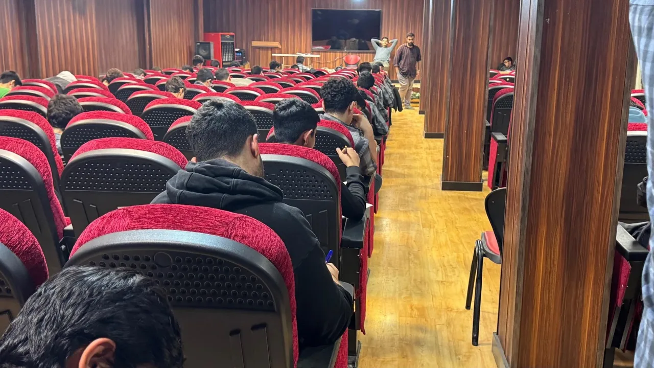 دبیرستان اندیشمند فردا دوره اول و دوم - تصویر 3