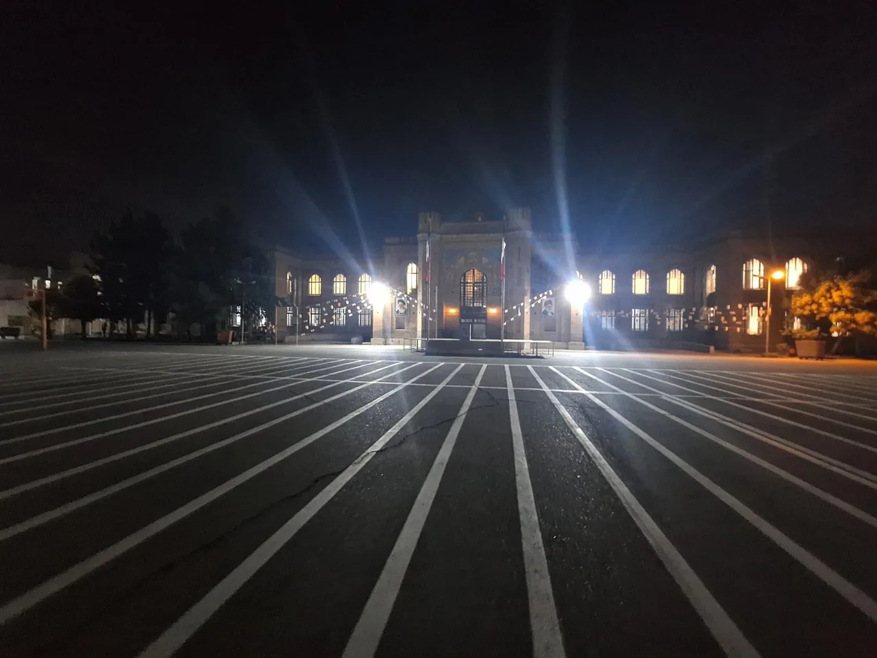 ساختمان اصلی دبیرستان ماندگار البرز - تصویر 4
