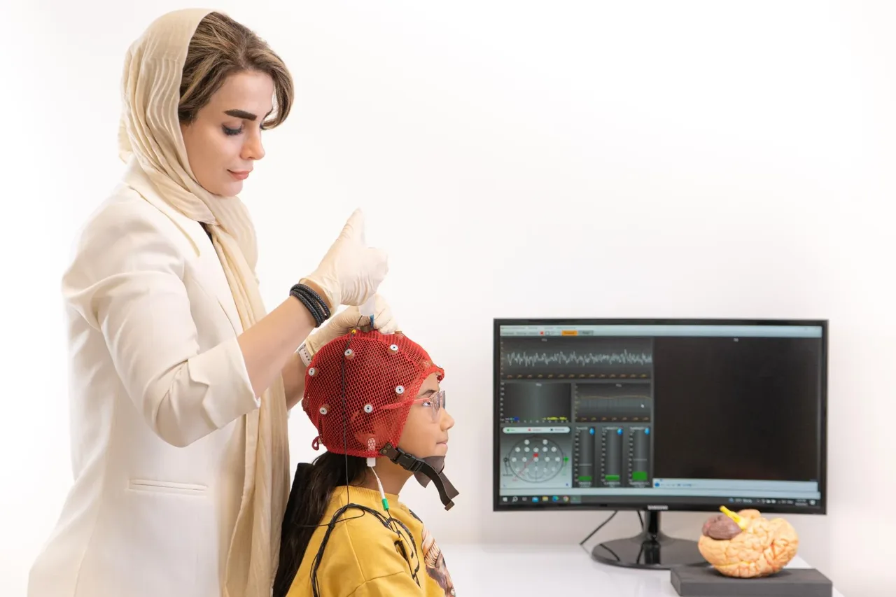 مجتمع فوق تخصصی مغز و شناخت فردیت