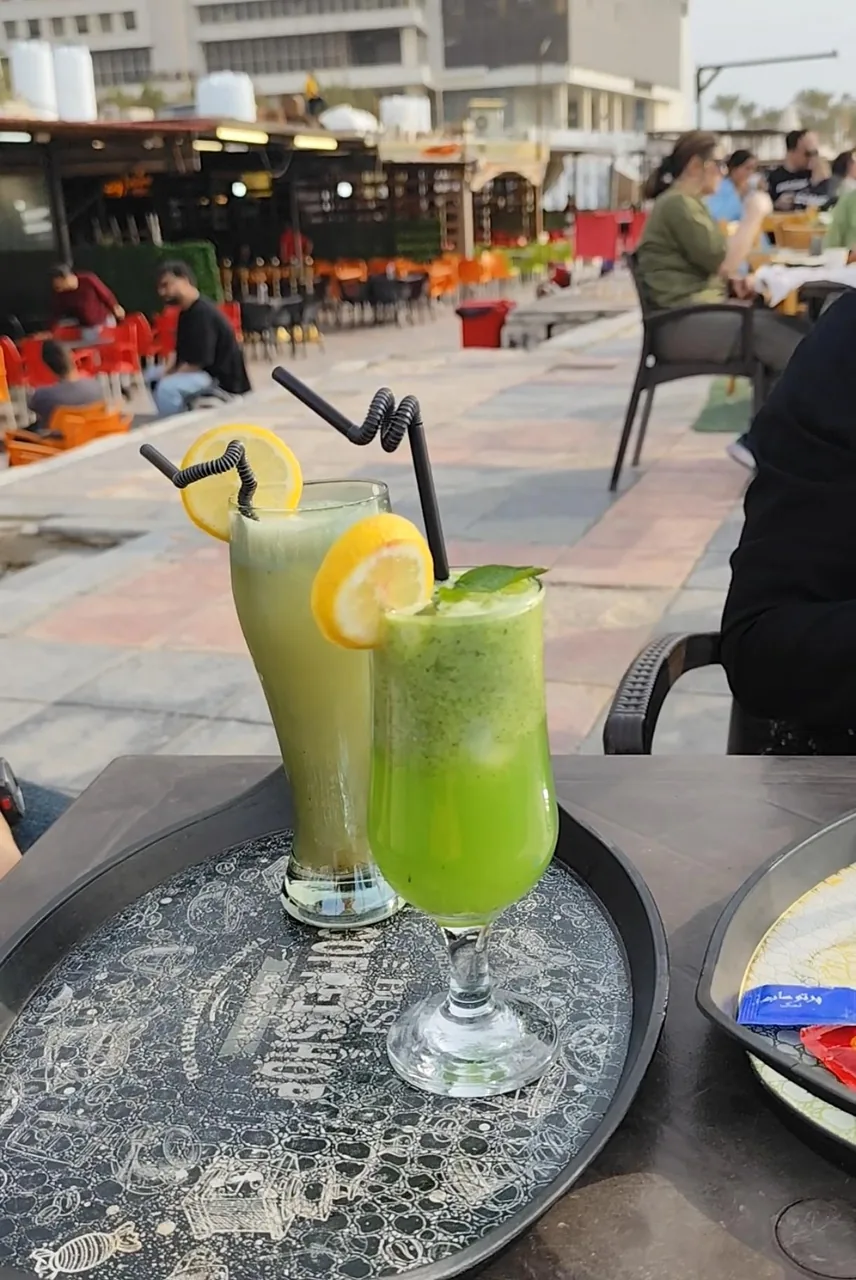 کافه گلاف - تصویر 4