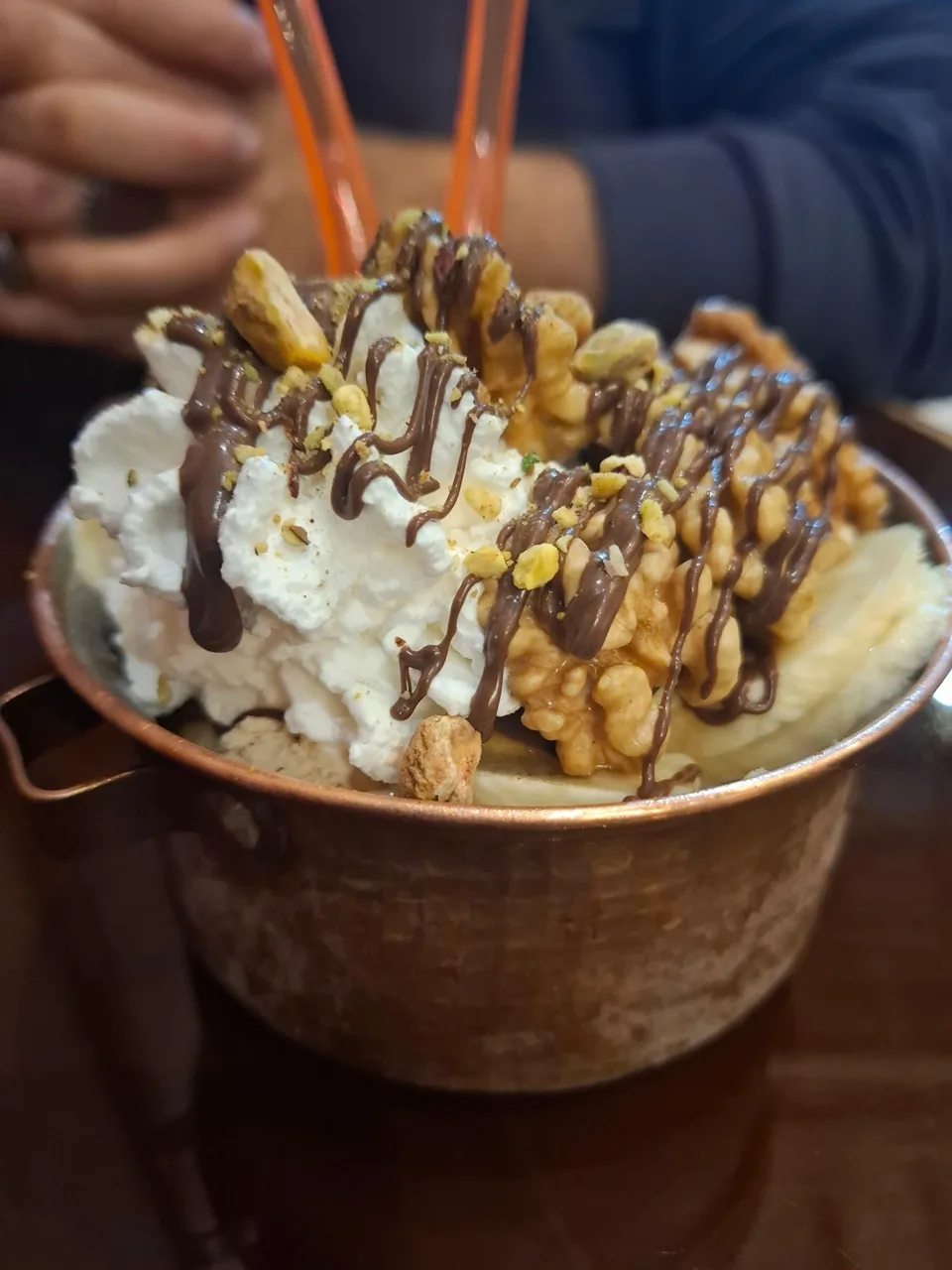 کافه بستنی مامان زری - تصویر 4