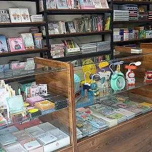 کتاب ولوازم تحریرشهرام