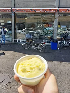بستنی اکبر مشدی