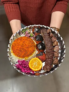 کبابسرای توسکا