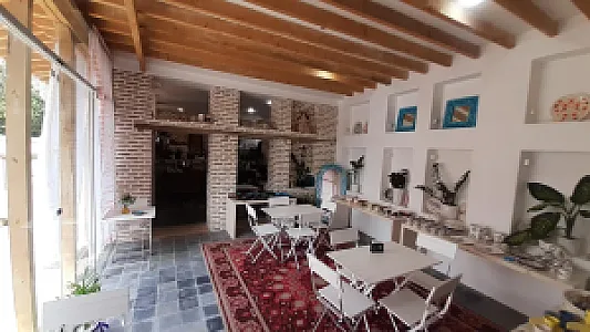 فرداد کاخ زیبا